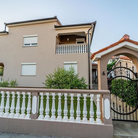 Apartment Suncica بولا المظهر الخارجي الصورة
