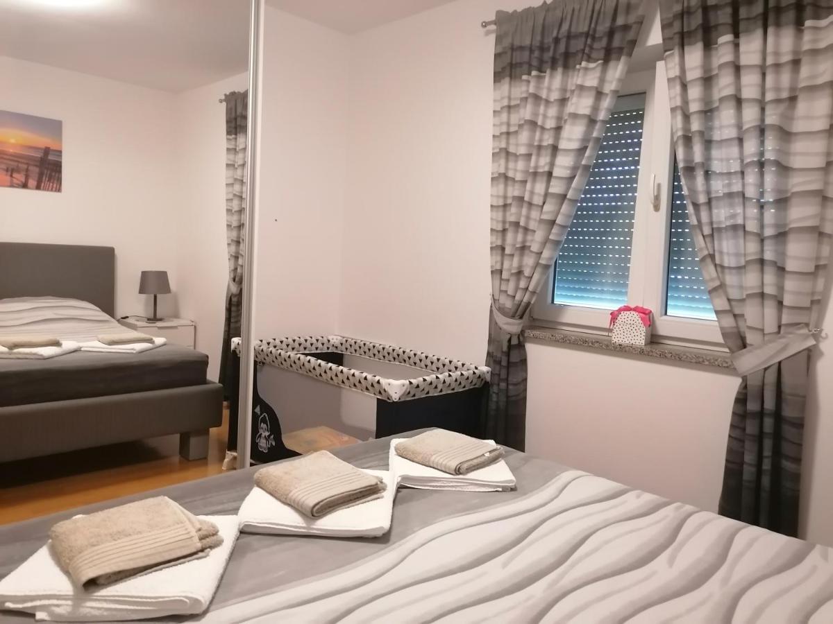 Apartment Suncica بولا المظهر الخارجي الصورة