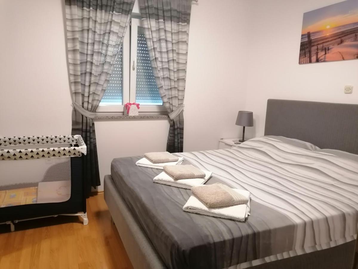 Apartment Suncica بولا المظهر الخارجي الصورة