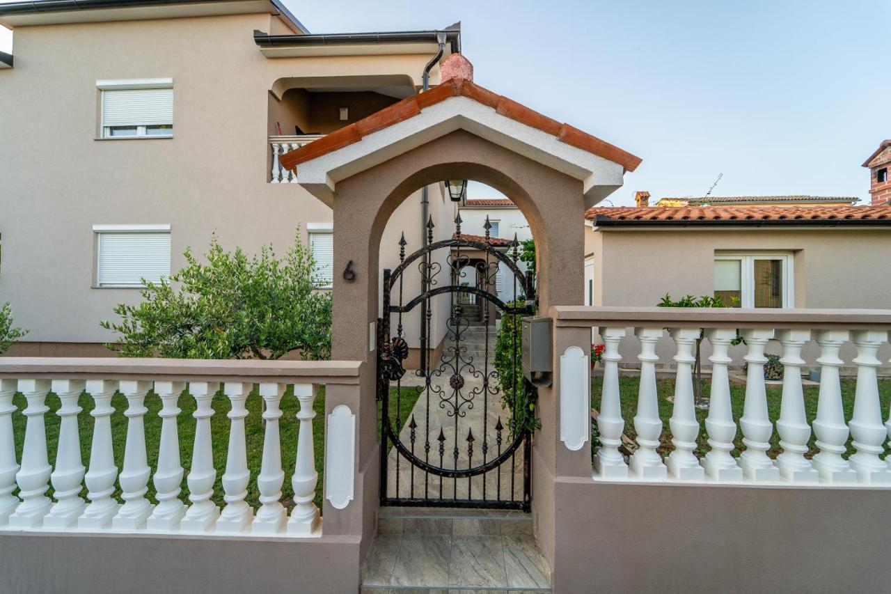 Apartment Suncica بولا المظهر الخارجي الصورة