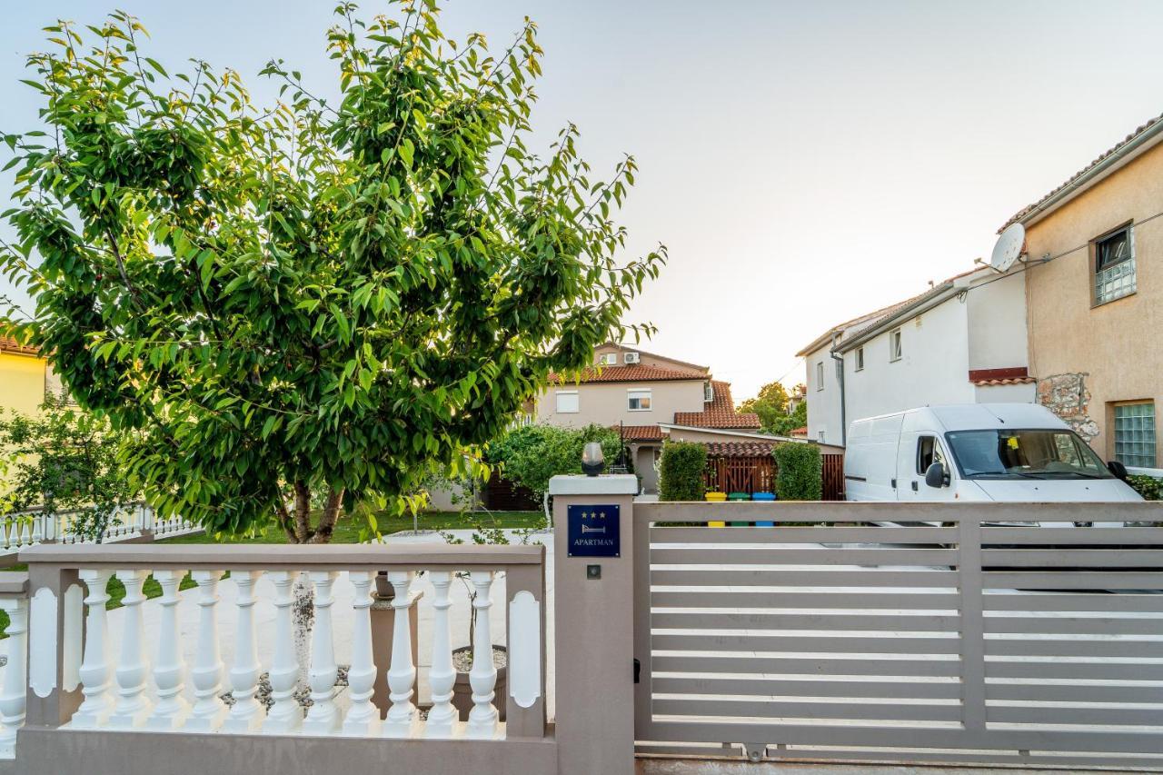 Apartment Suncica بولا المظهر الخارجي الصورة