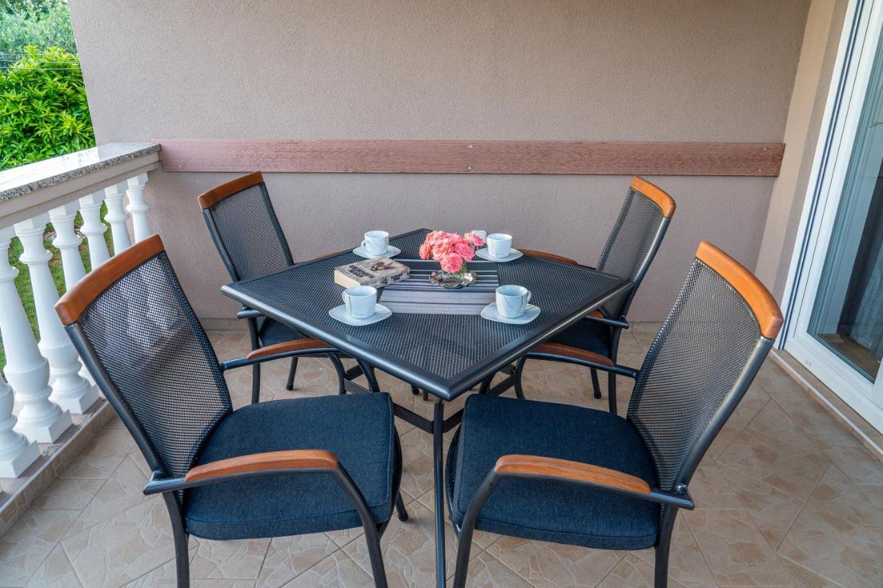 Apartment Suncica بولا المظهر الخارجي الصورة