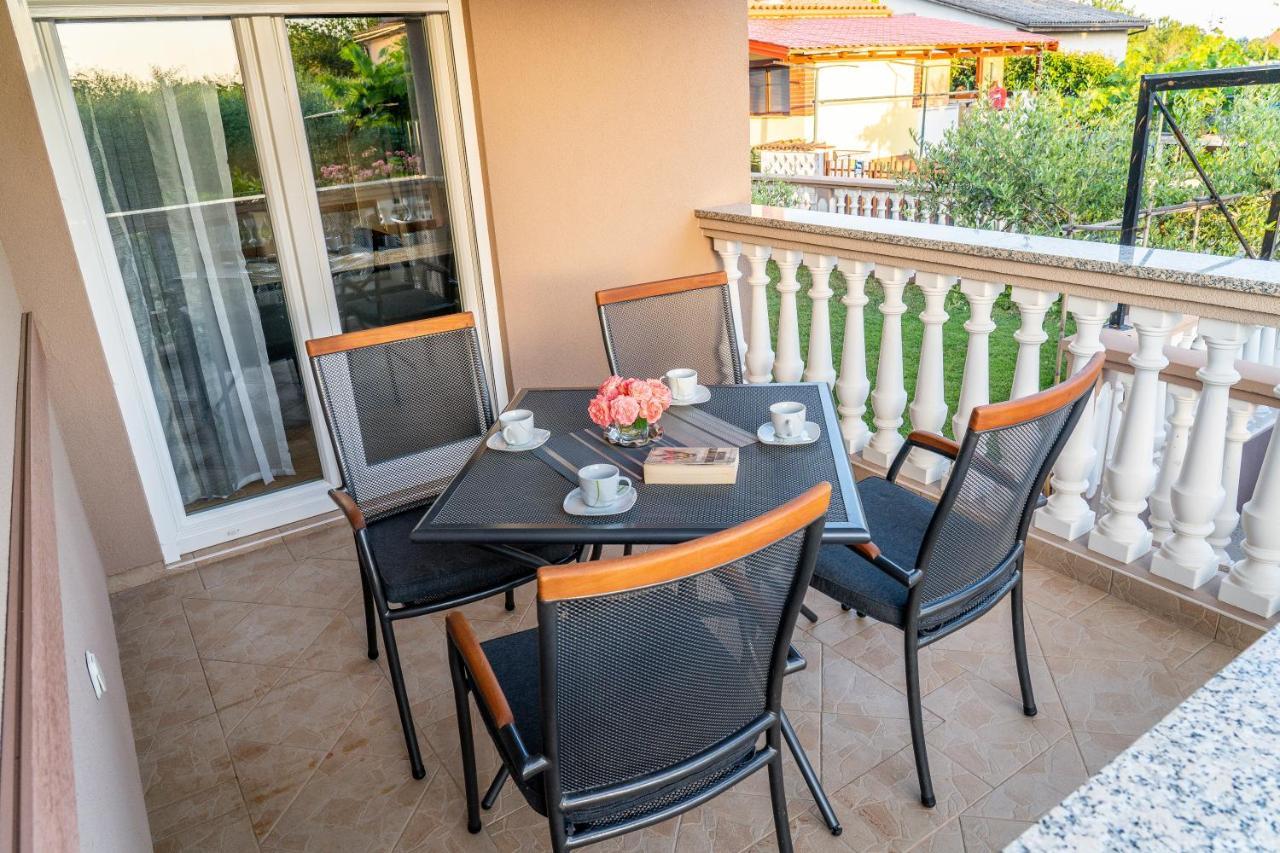Apartment Suncica بولا المظهر الخارجي الصورة