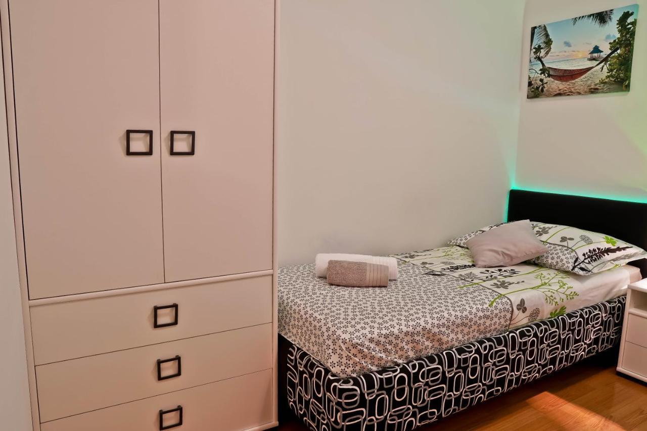Apartment Suncica بولا المظهر الخارجي الصورة