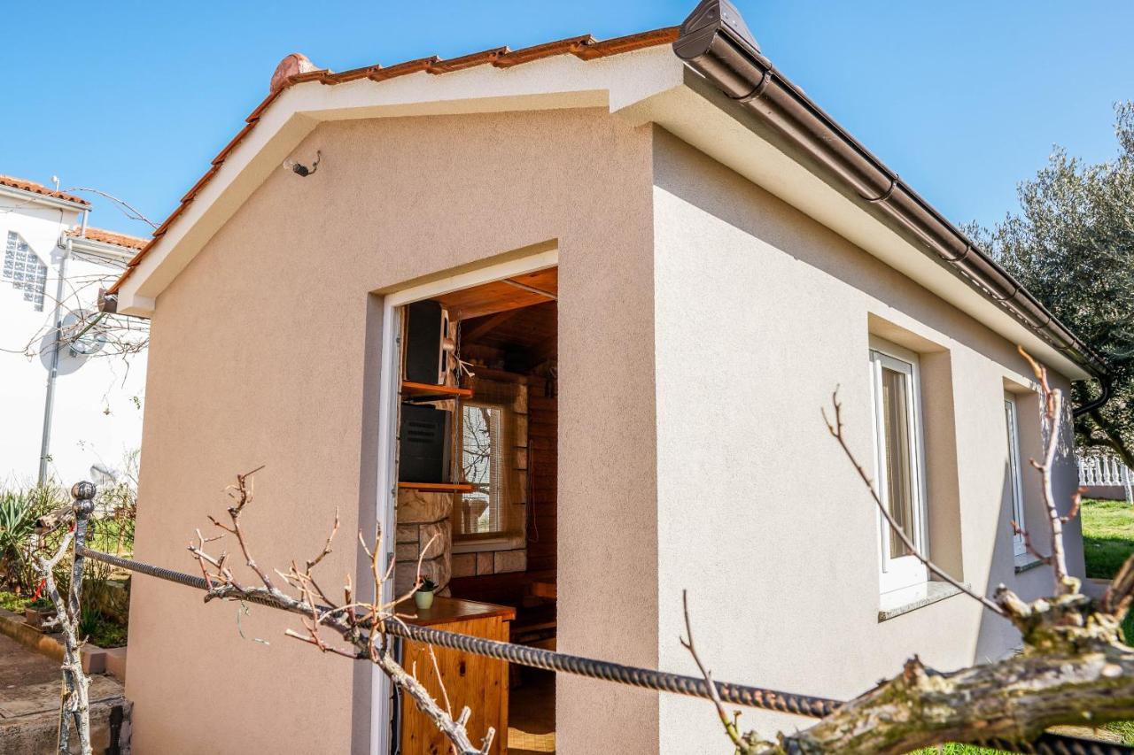 Apartment Suncica بولا المظهر الخارجي الصورة